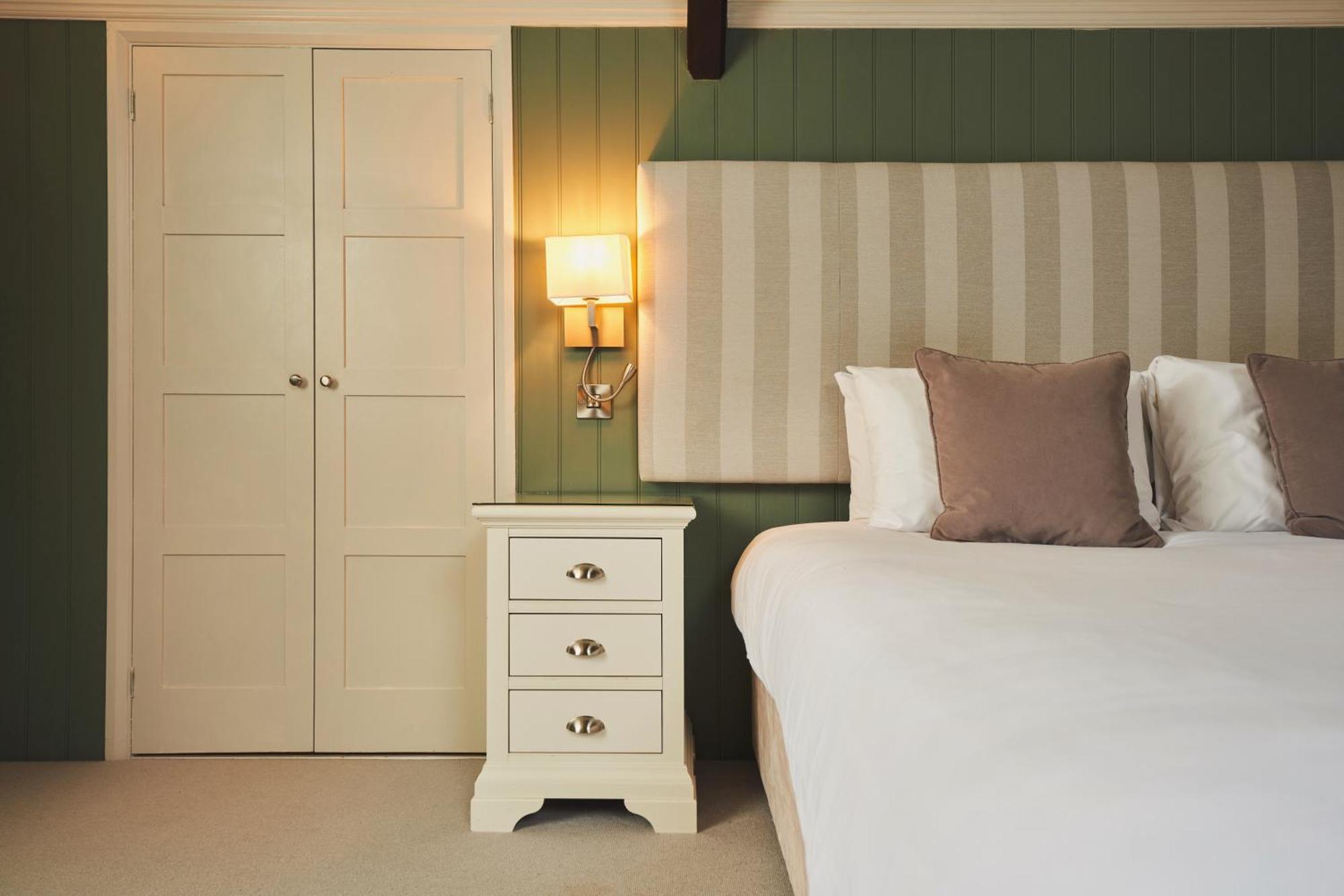 Rose And Crown Yealmpton Hotel Room photo